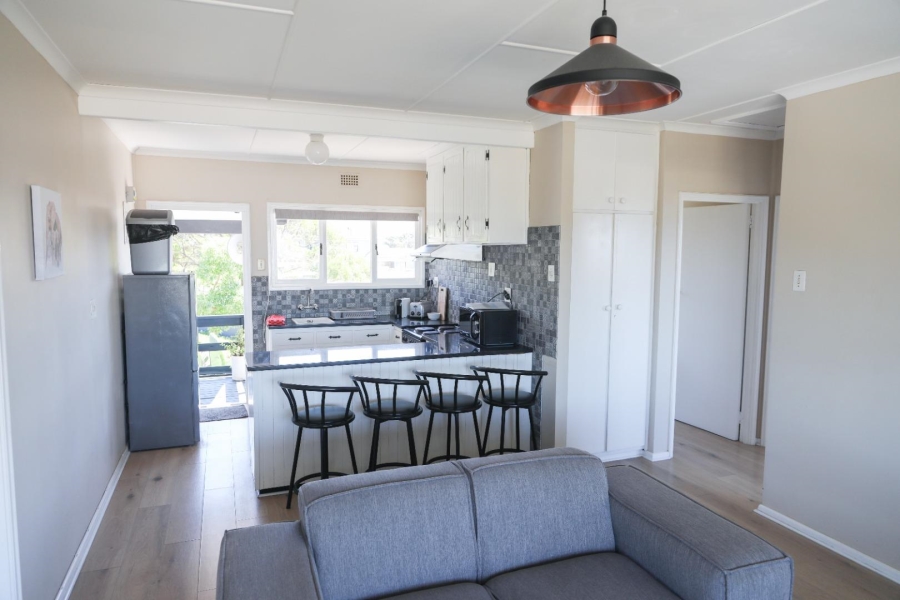 To Let 2 Bedroom Property for Rent in Sandbaai Western Cape